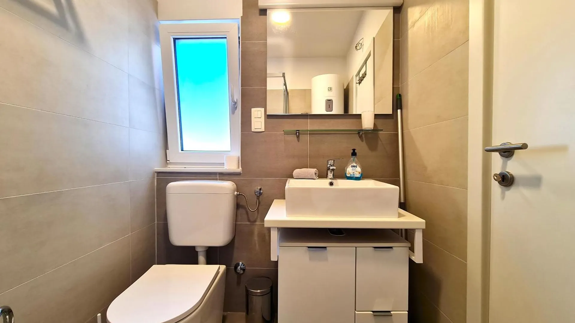Mistral A Apartments Dramalj