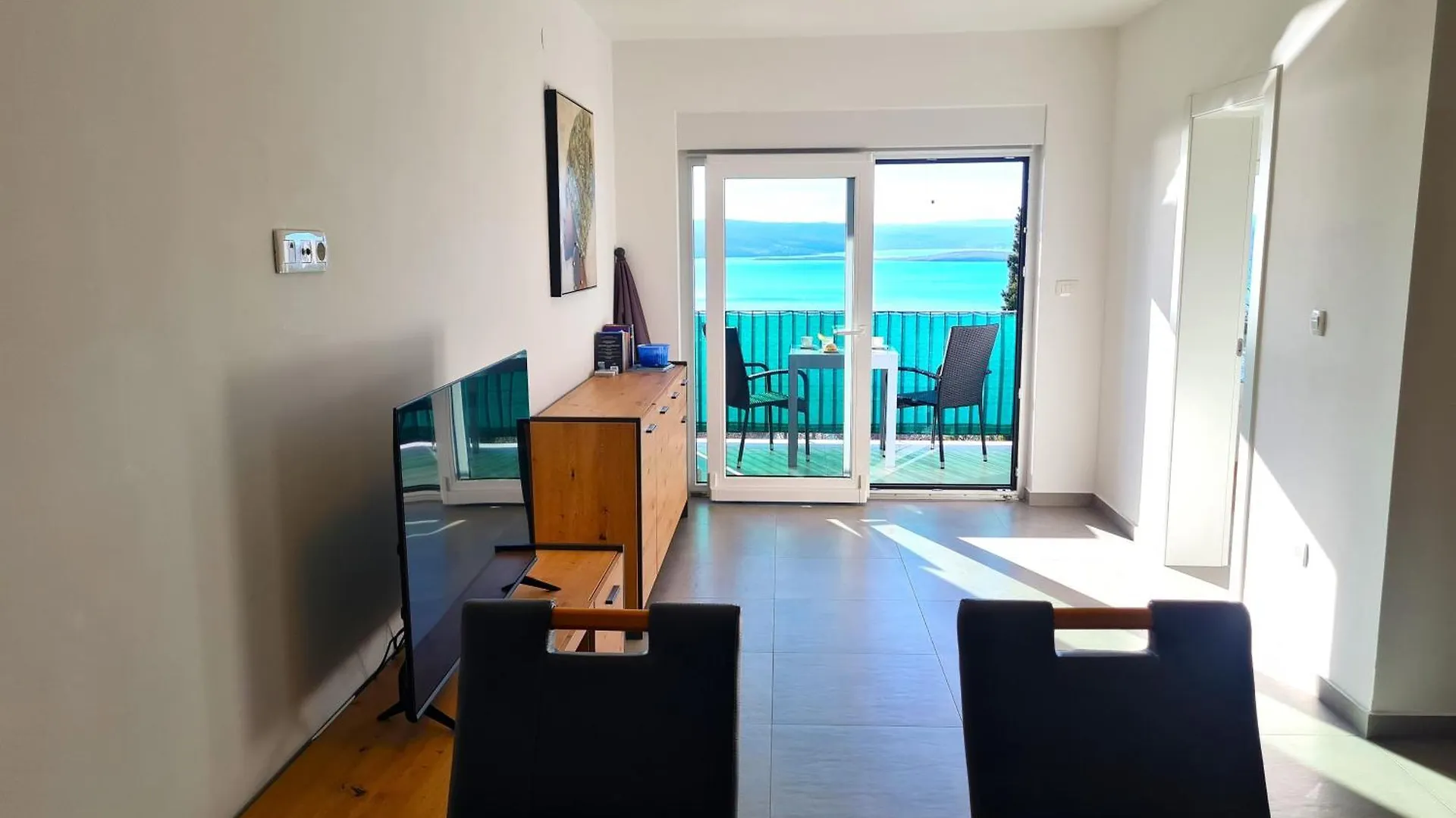 Mistral A Apartments Dramalj