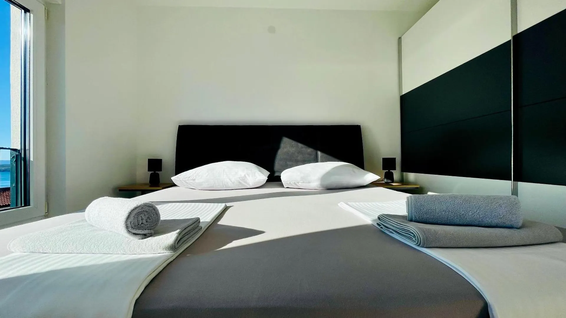 Mistral A Apartments Dramalj 0*,  Croatia