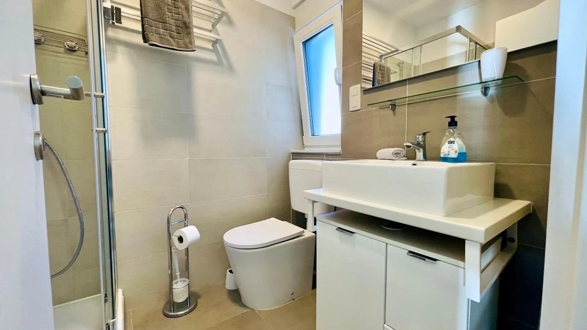 Mistral A Apartments Dramalj