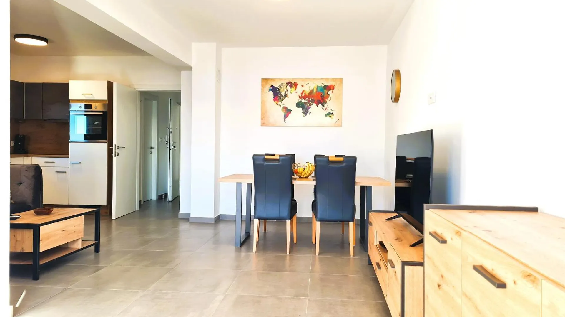 Mistral A Apartments Dramalj
